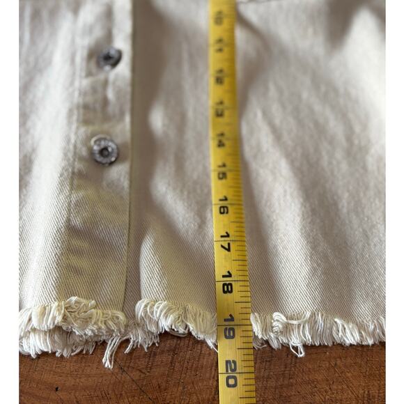 Womens‎ POL Cream Light Beige Fringe Raw Hem Cropped Denim Jacket Size M - Picture 8 of 13